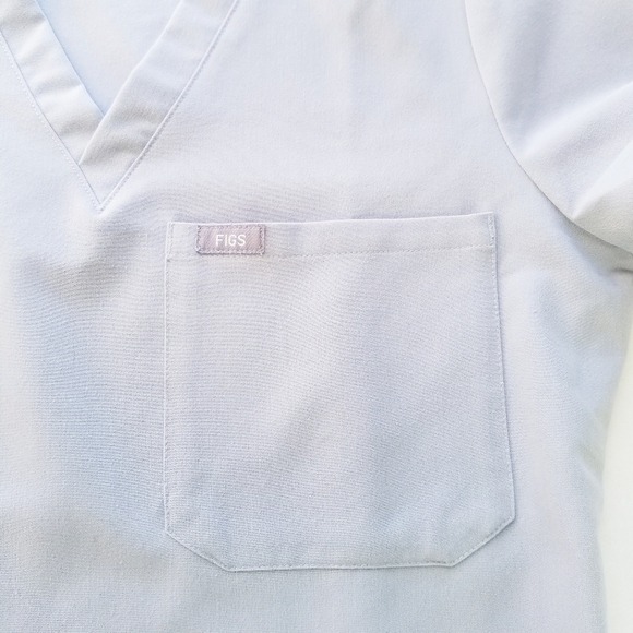 🌸Figs | V Neck Scrub Top‎ XS - Picture 4 of 10